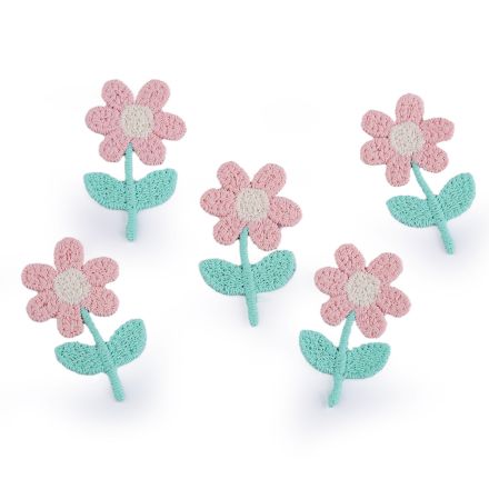 Galanterie: Vyšívaný květ 2,1x3,5 cm (1ks) - pudrová